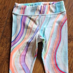 Athleta Girl Capri leggings S 7 rainbow swirl